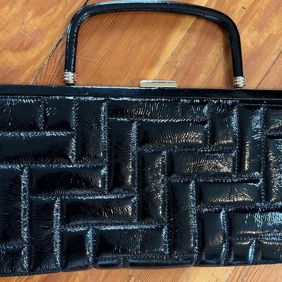 HOBO Unique Large Rectangle Textured Shiny Clutch - Picture 3 of 11